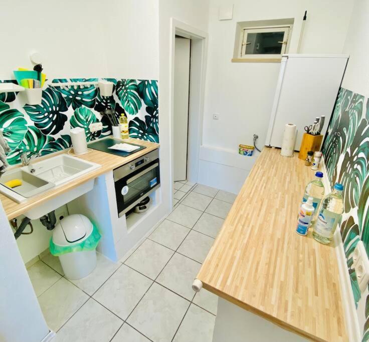 Moderne Wohnung In Vorstadtidylle Zu Bayreuth Heinersreuth Exterior foto